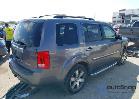 2015 Honda Pilot Touring из США, поврежденный, VIN 5FNYF3H95FB014847